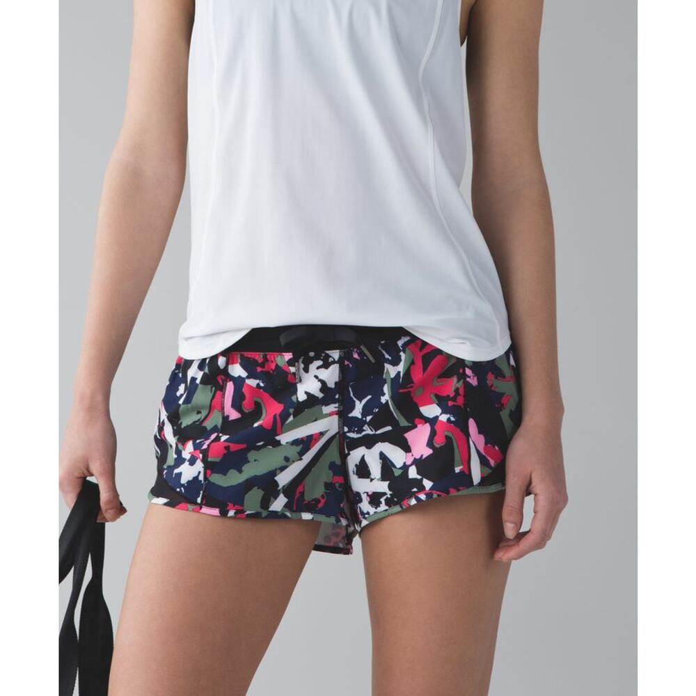 Lululemon Hotty Hot Short 2.5" Pop Cut Boom Juice Multi Size 6 W7A28S